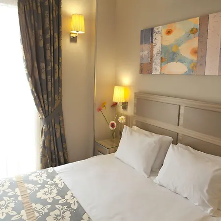 Nanda Hotel 4*