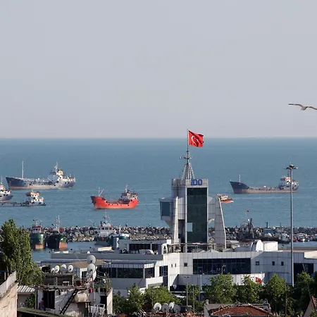 ナンダ ホテル 4*