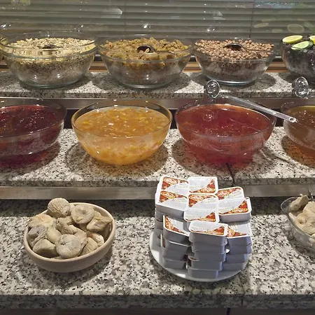 ナンダ ホテル 4*