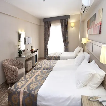 난다 호텔 4*