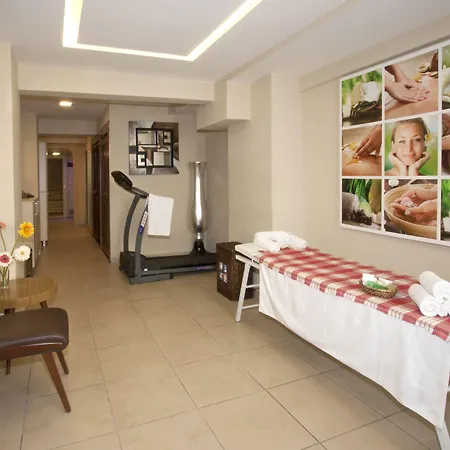 Nanda Hotel 4*